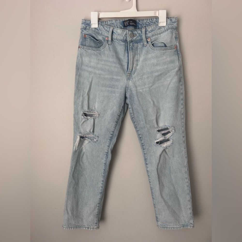 GAP Light Blue‎ Straight Leg Women Jeans